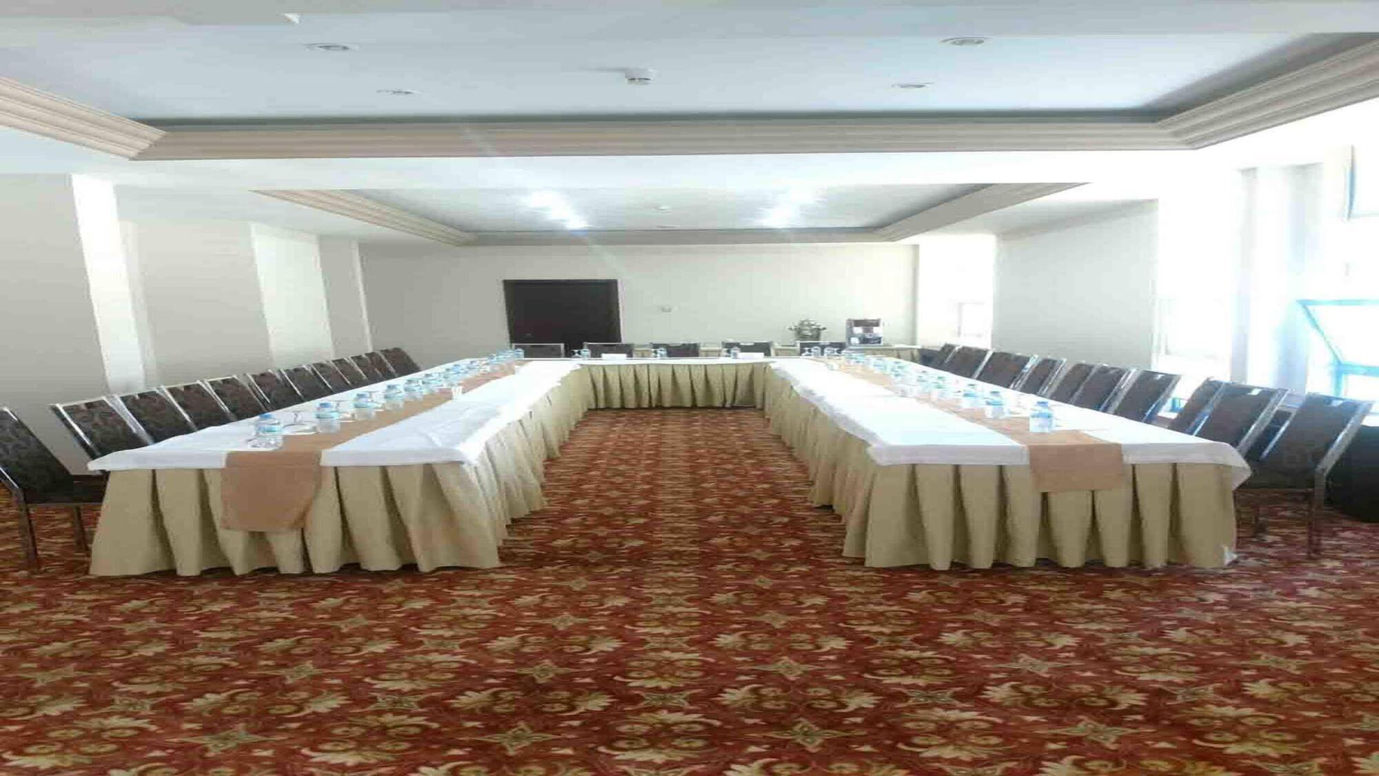 Dafne Hotel Ankara Extérieur photo